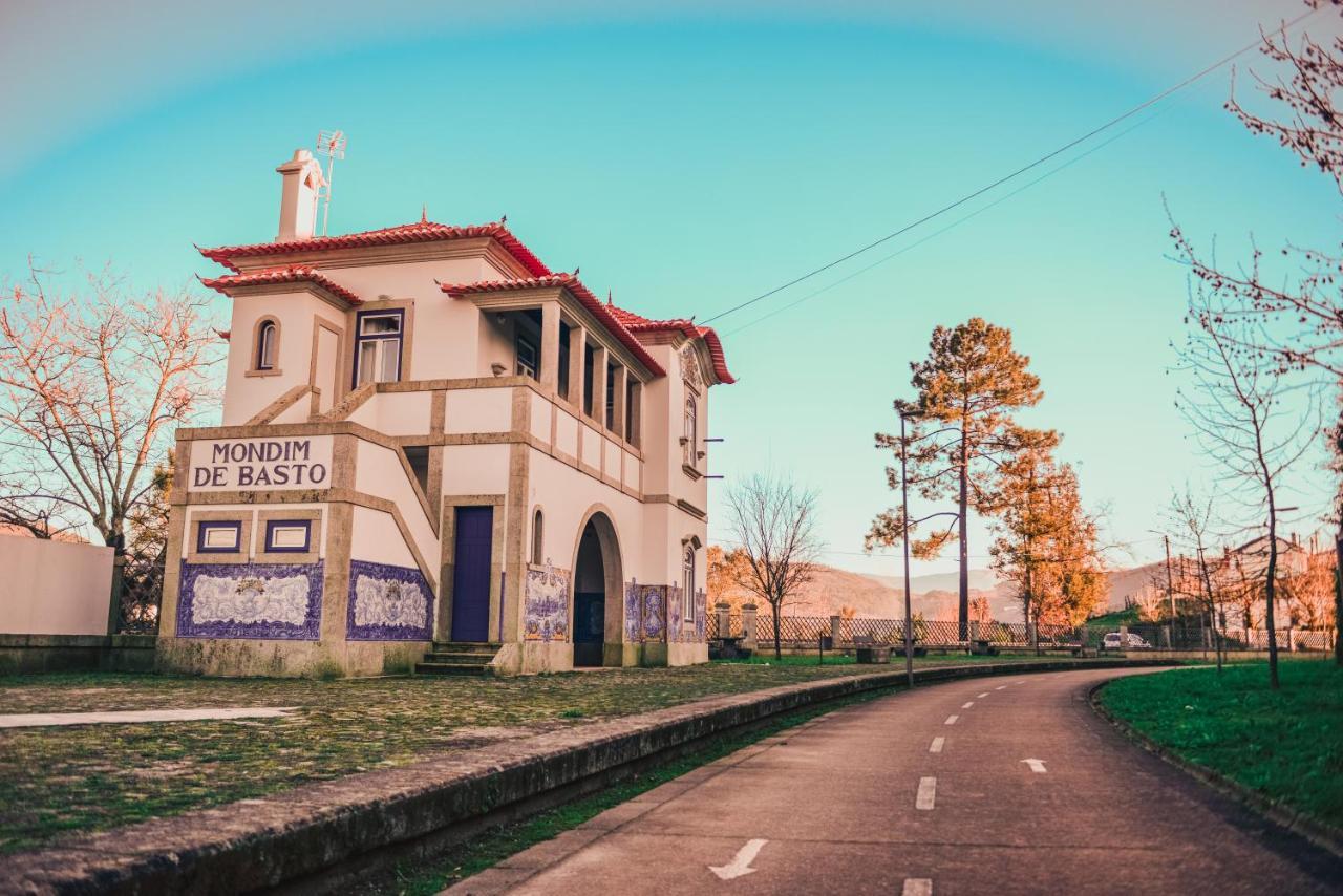 ホテル Estacao Ferroviaria De Mondim De Basto セロリコ・デ・バスト エクステリア 写真